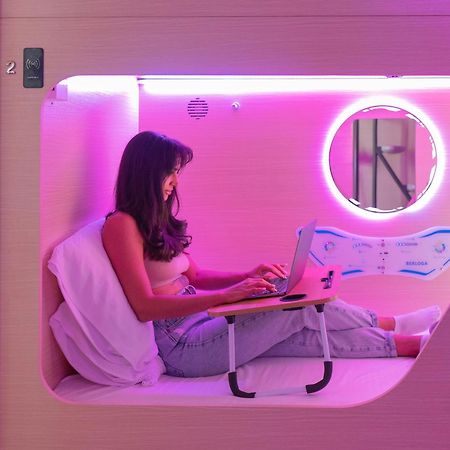 Berloga Capsule Jbr Hotel Dubai Luaran gambar
