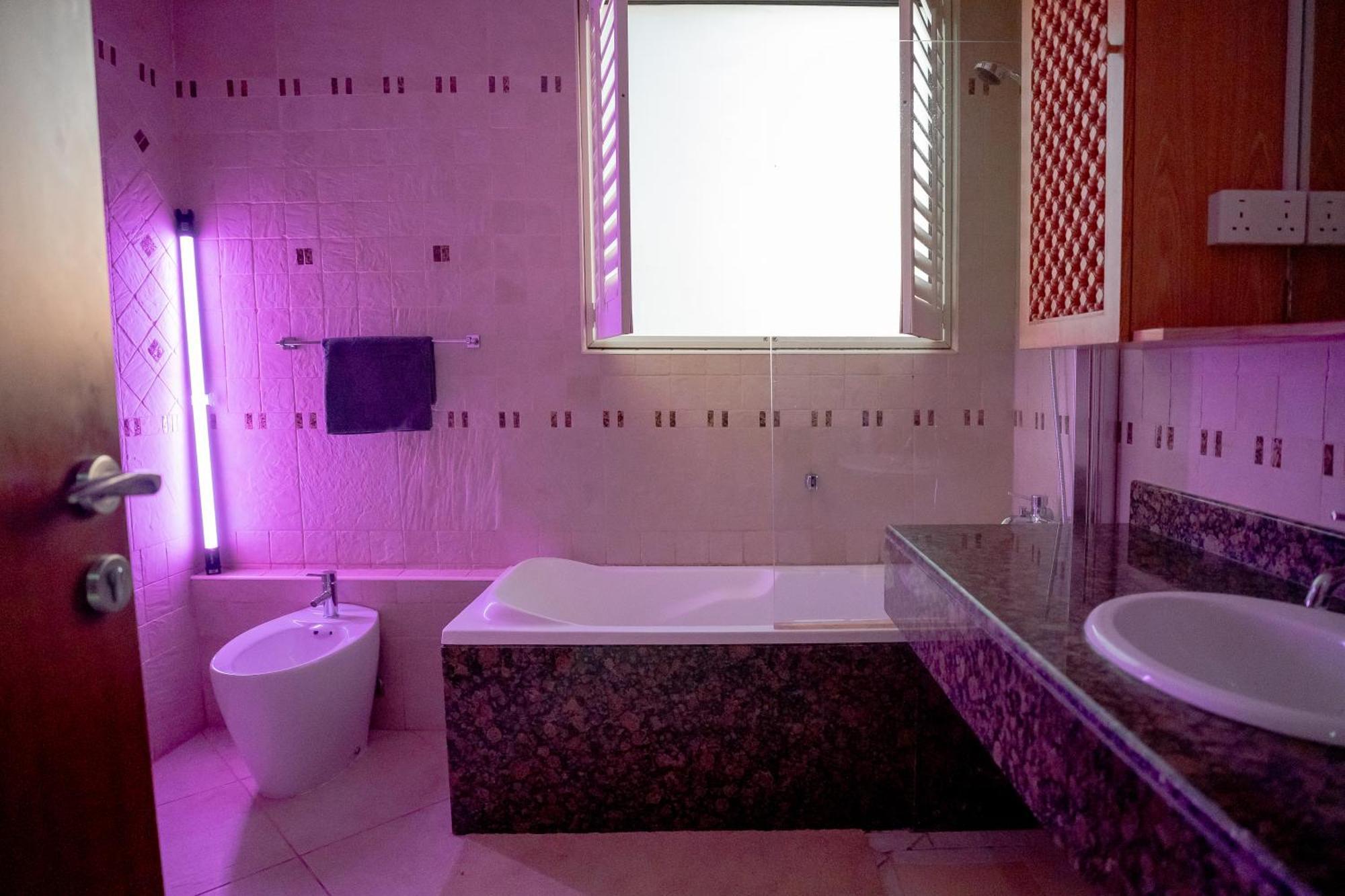 Berloga Capsule Jbr Hotel Dubai Luaran gambar